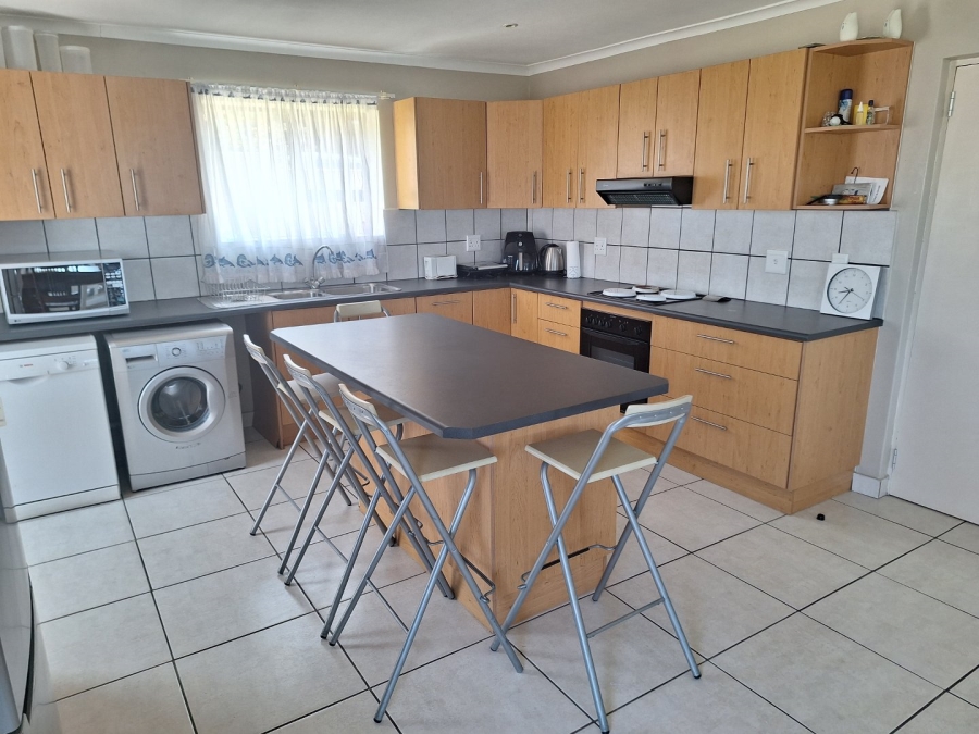 4 Bedroom Property for Sale in Dana Bay Western Cape